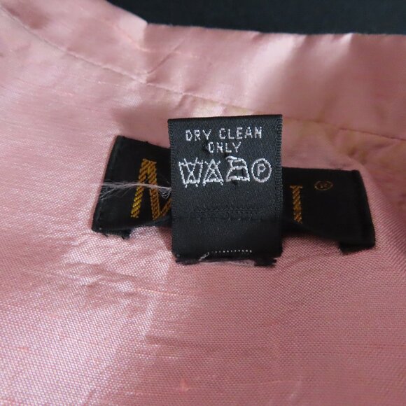 Vintage M.X.I. Peach Pink Embroidered Flower Silk Suit Sz. 10 - Picture 9 of 16